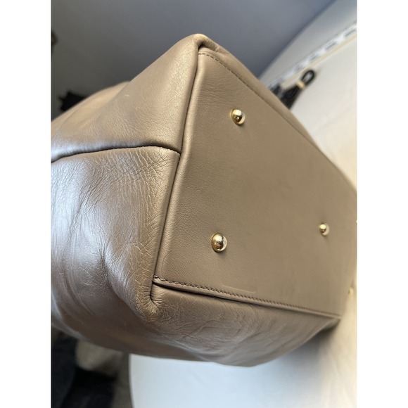 Dooney & Bourke Large CIty‎ Flynn Shoulder Bag ~ Dove Gray - Picture 9 of 16